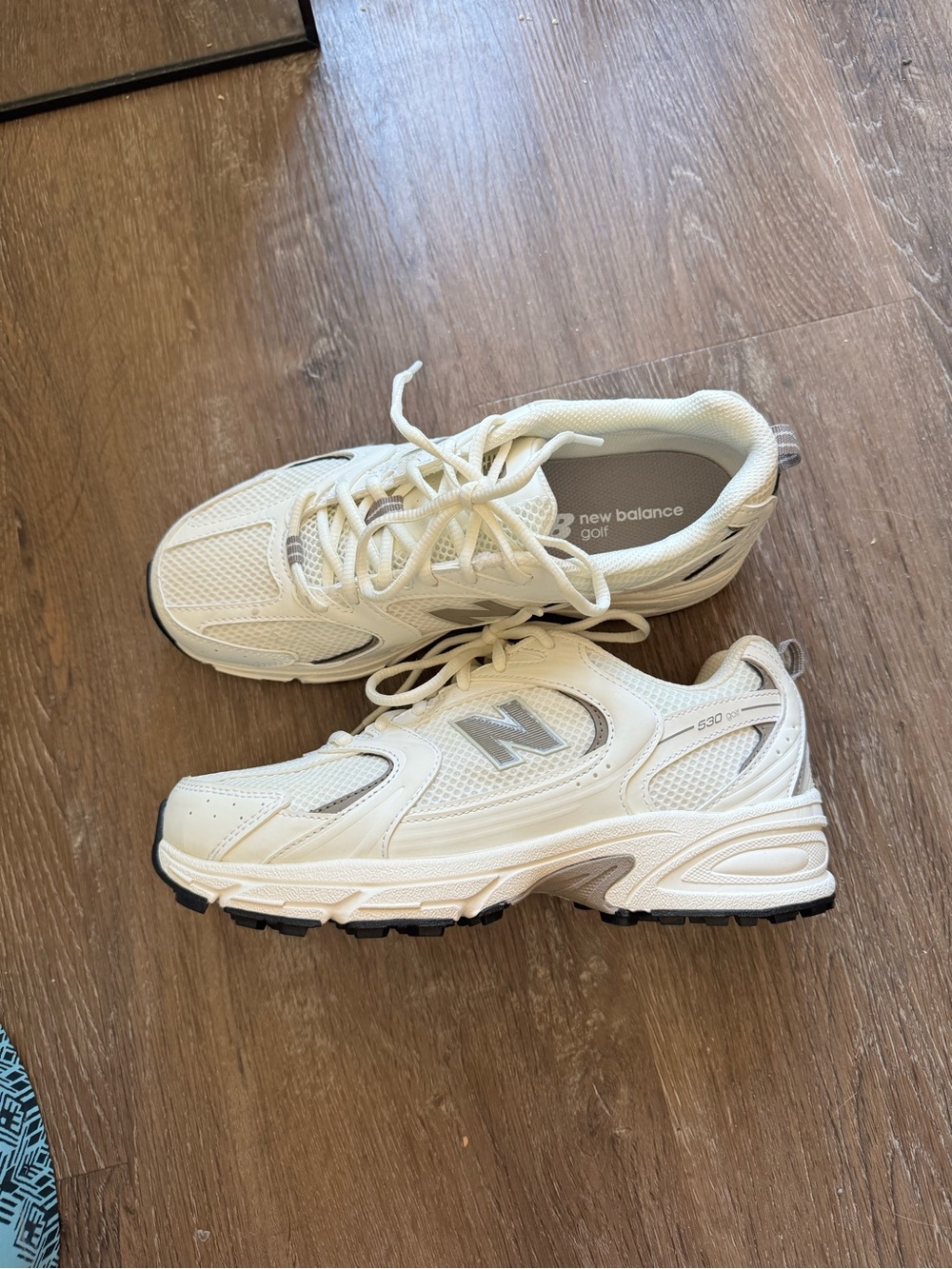 New Balance 530 Cream/Gray Athletic Sneakers